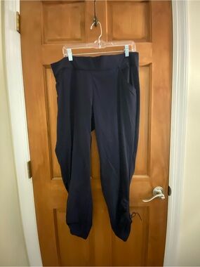 Columbia Versatile Hiking pants with adjustable length